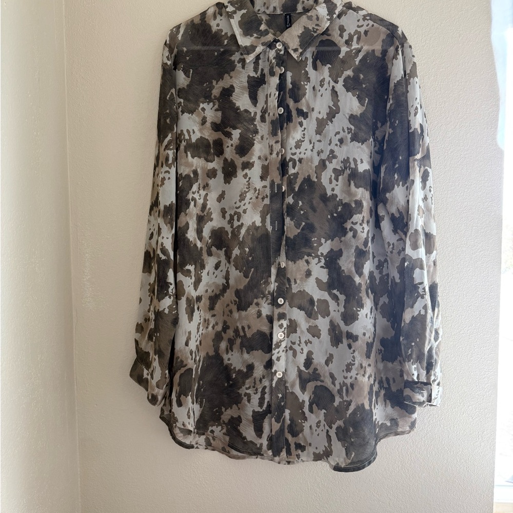 PrettyLittleThing Beige and Brown Patterned Shirt